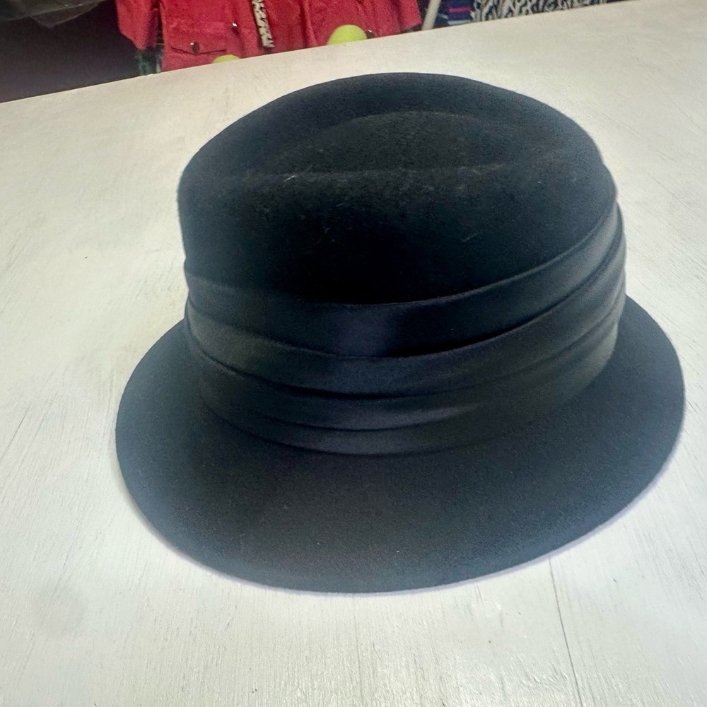 Betmar New York Black Wool Felt Fedora Hat Satin Band Buckle Unisex L - Picture 4 of 11